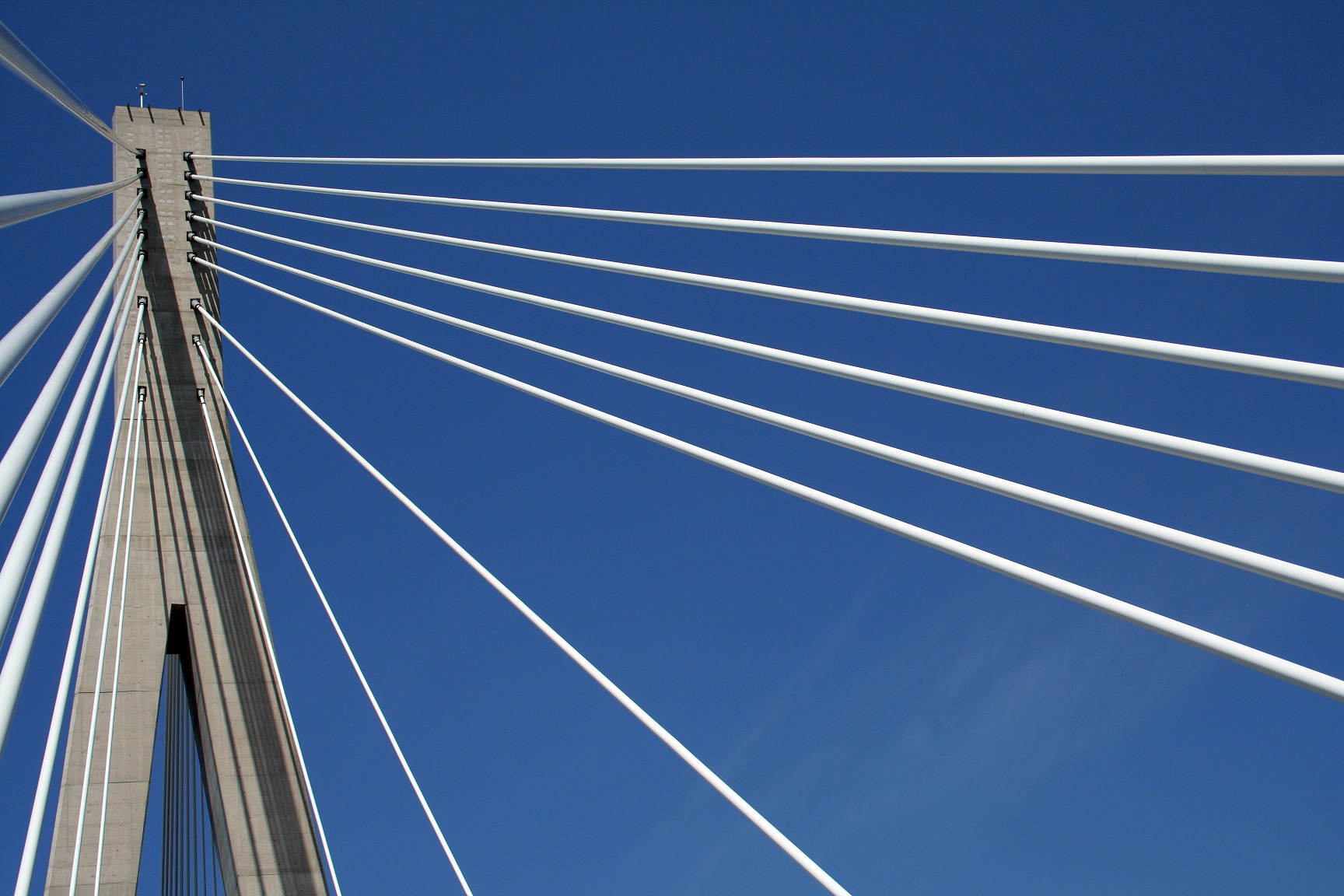 FIRST WIRE - high performance hybrid ropes - Astarte Strategies